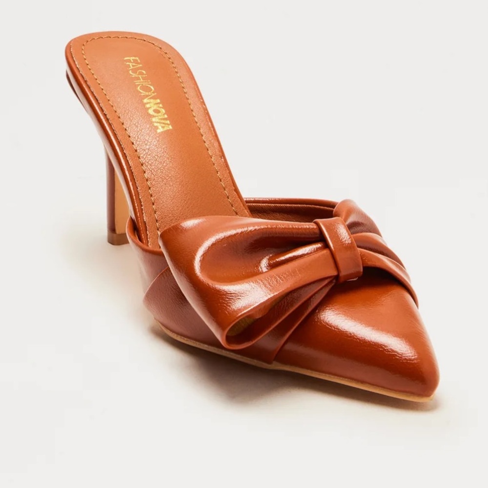 Fashion Nova Tan Bow Heeled Mules